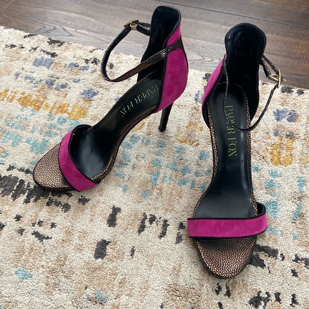 Paper Fox- purple/punk-bronze- black Heel- ladies sz 9